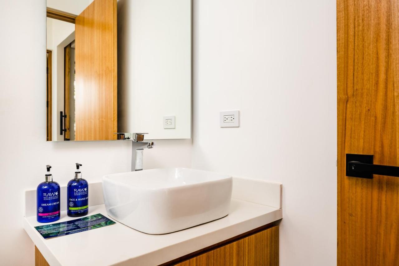 Mvillas Luxury Villas With Beach Club Access & Sauna Tamarindo Extérieur photo