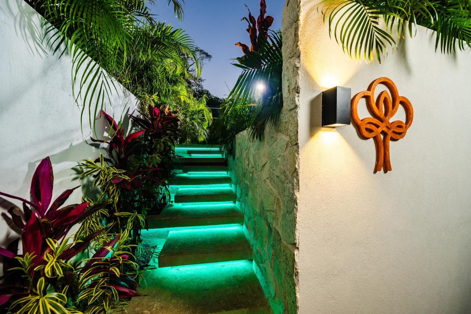 Mvillas Luxury Villas With Beach Club Access & Sauna Tamarindo Extérieur photo