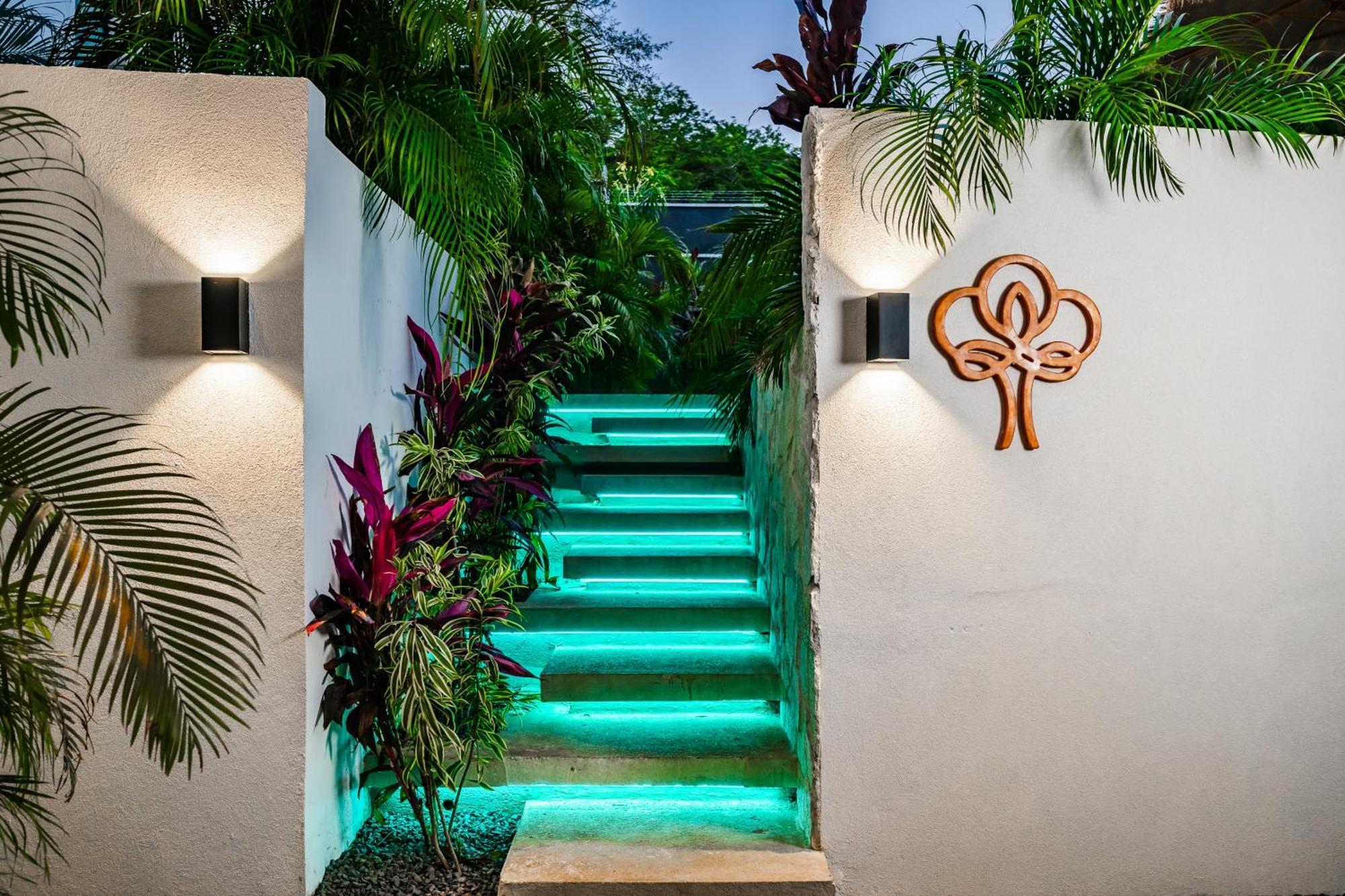 Mvillas Luxury Villas With Beach Club Access & Sauna Tamarindo Extérieur photo